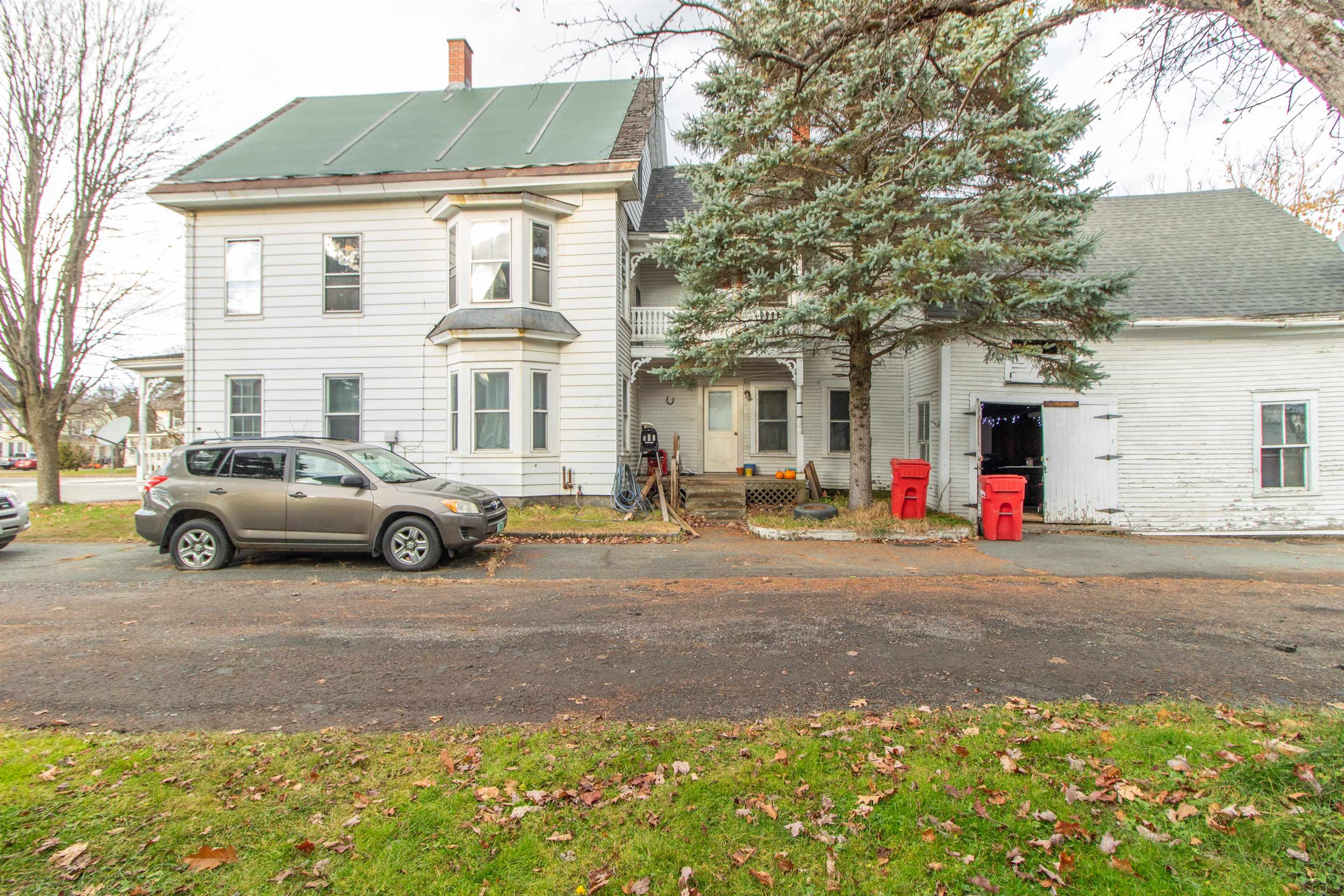 near 322 Coffin Road St. Johnsbury, VT 05819 Property 1