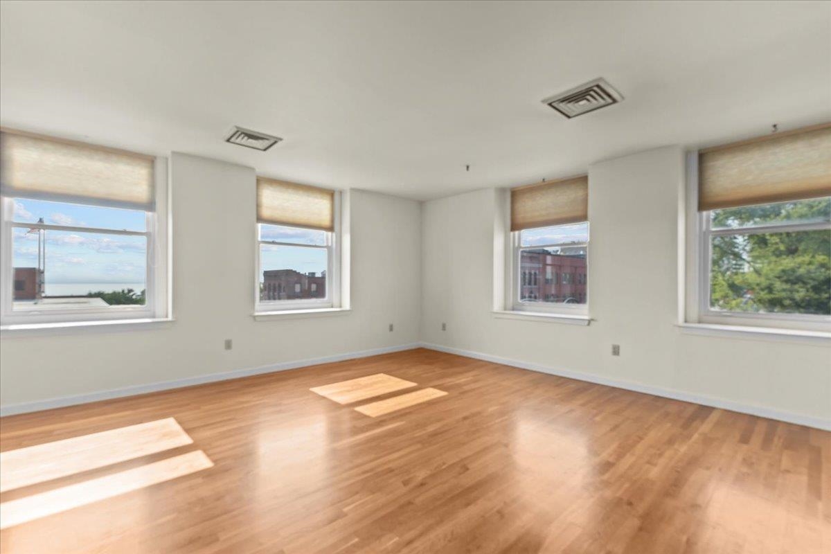 near 76 Woodbury Road Burlington, VT 05408 Property 4 near 76 Woodbury Road Burlington, VT 05408 Property 4