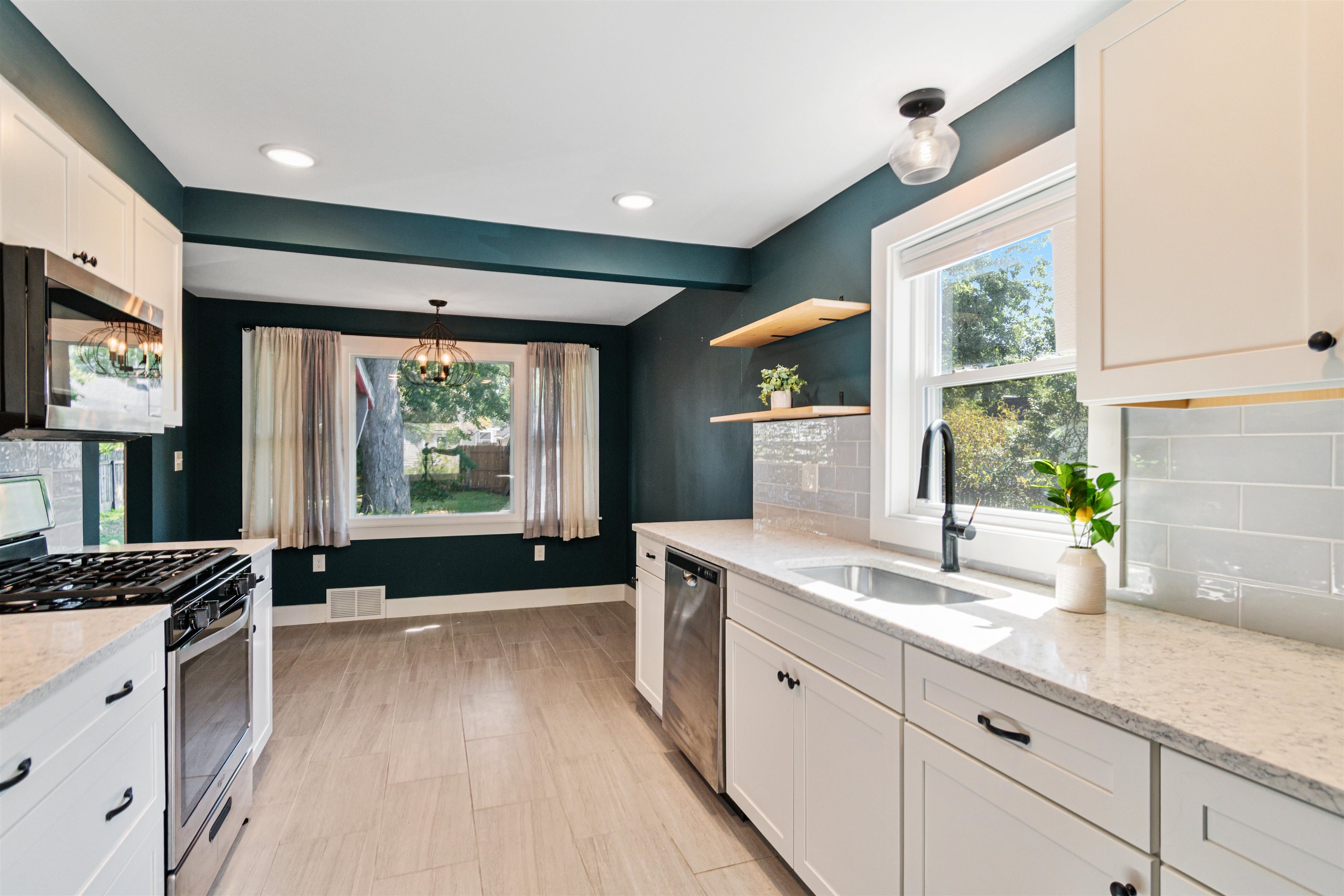 near 125 Cambrian Way Burlington, VT 05401 Property 1