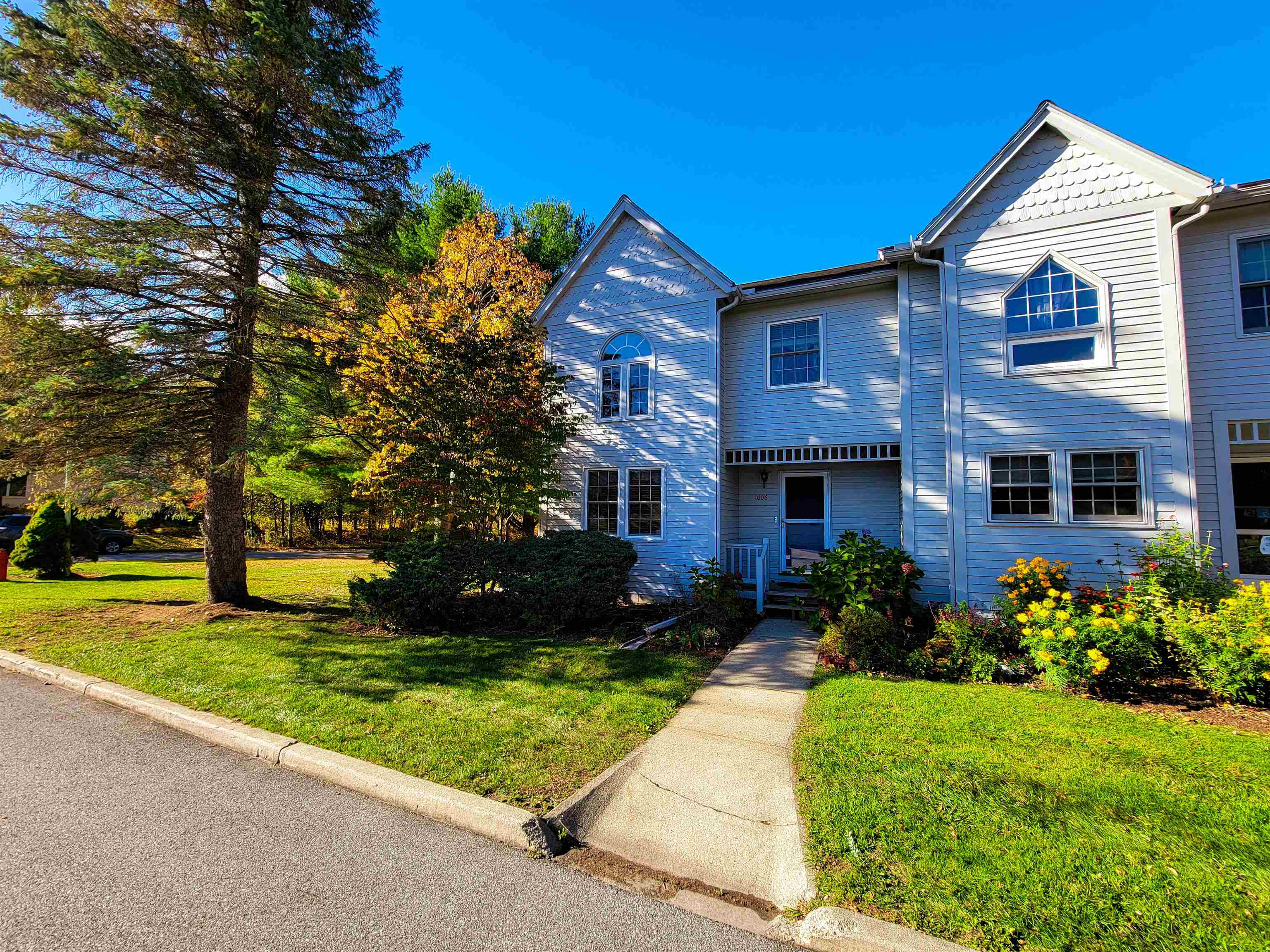 near 230 College Street Burlington, VT 05401 Property 2 near 230 College Street Burlington, VT 05401 Property 2