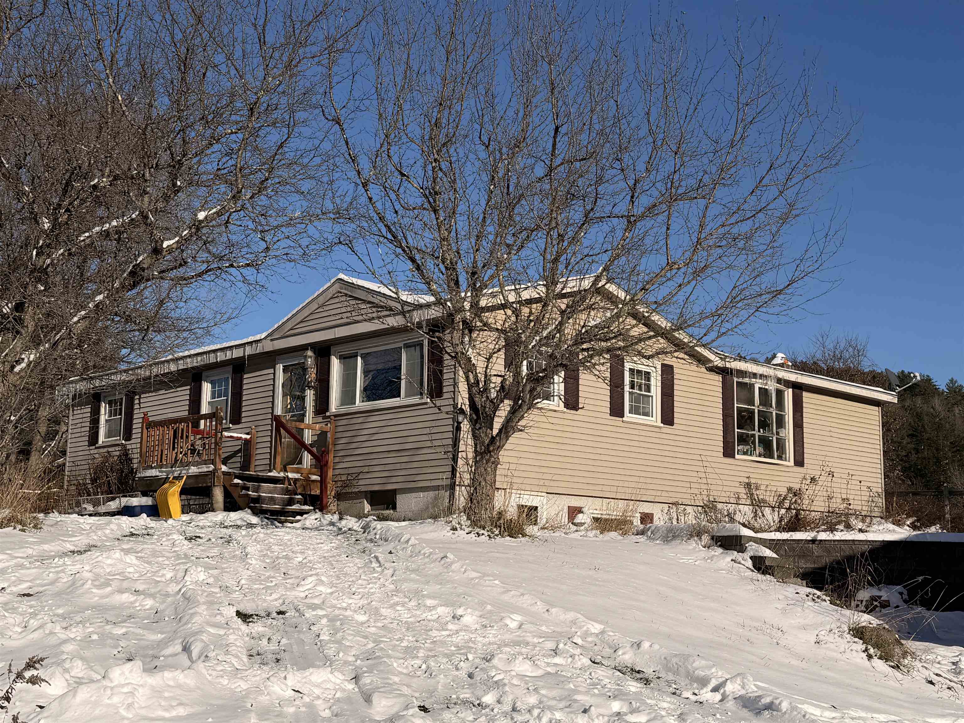 near 21 Ledge Road Lyndon, VT 05851 Property 2 near 21 Ledge Road Lyndon, VT 05851 Property 2