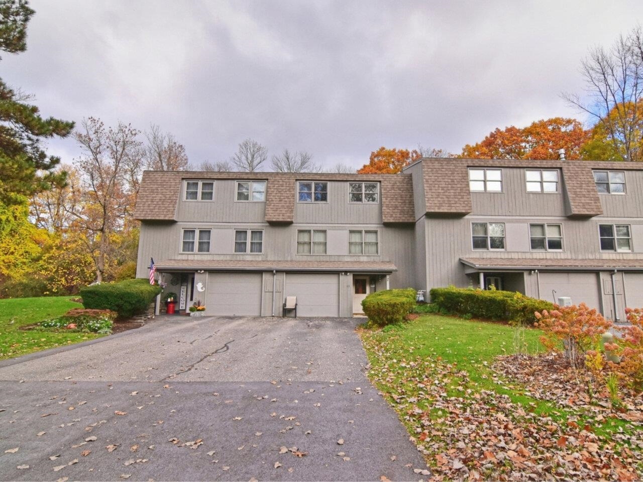 near 107 Sugar Tree Lane South Burlington, VT 05403 Property 2 near 107 Sugar Tree Lane South Burlington, VT 05403 Property 2