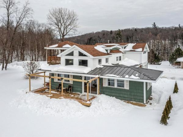 59 Pinewood Drive