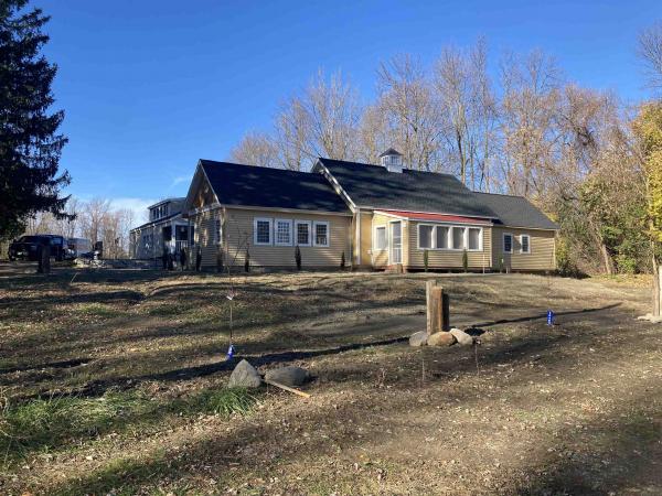 62 Hathaway Inn Drive