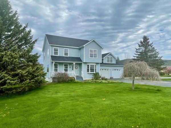 17 Laurie Avenue
