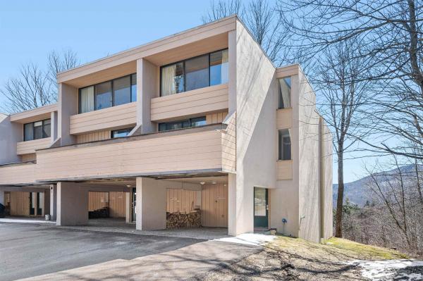 1309 Notchbrook Road